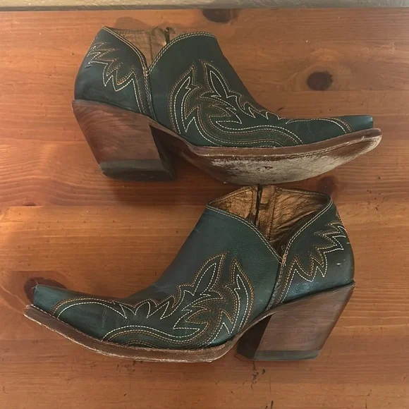 Ariat Jolene Western Ankle Boots - Picture 10 of 13